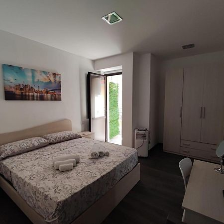 B&B Tucci 2 Cirò Marina Buitenkant foto